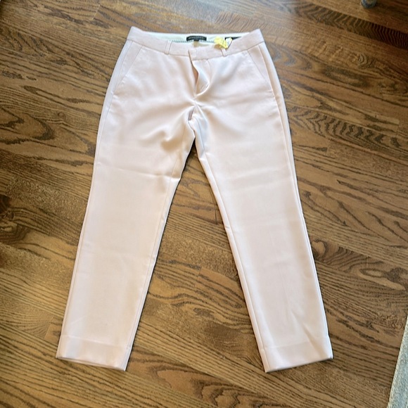 Banana Republic Pants - Petal pink Banana Republic Avery ankle pant. Size 4. Freshly drycleaned.